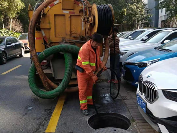 沅江排污管道清淤