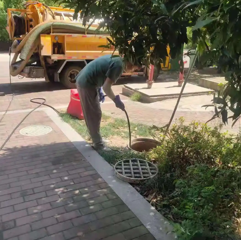 沅江市政排污管道清淤疏通——专业团队，让您全程省心！